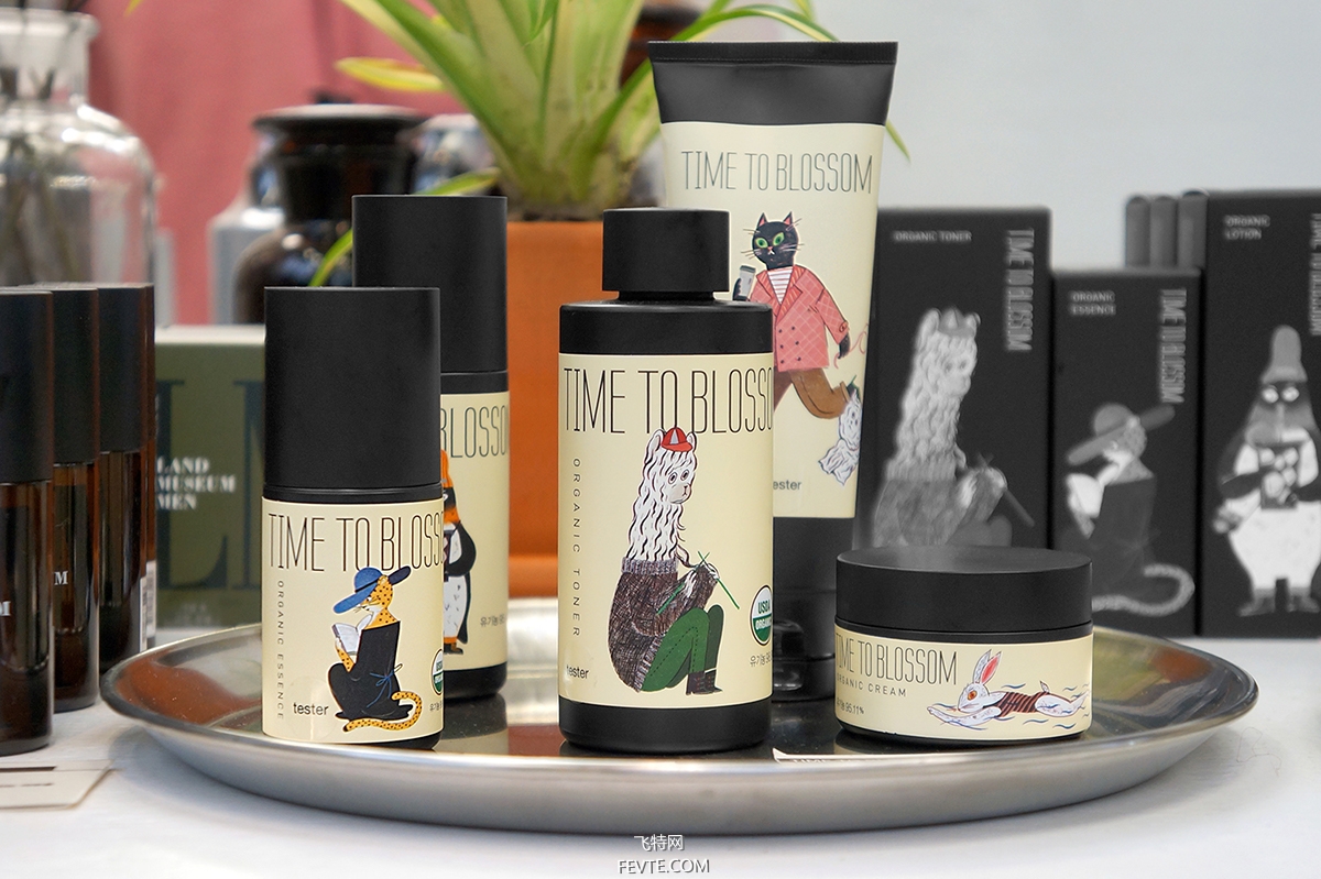 亞克力化妝品瓶子生產廠家告訴你，聚酯塑料PET瓶的開發與應用